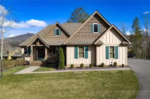 644 Running Bear Cir, Banner Elk, NC 28604