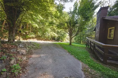 Exterior - 351 Lynn Hill Rd, Boone, NC 28607 photo 4 of 13