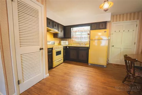 Kitchen - 351 Lynn Hill Rd, Boone, NC 28607 photo 1 of 4