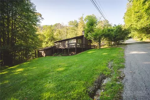 Exterior - 351 Lynn Hill Rd, Boone, NC 28607 photo 11 of 13