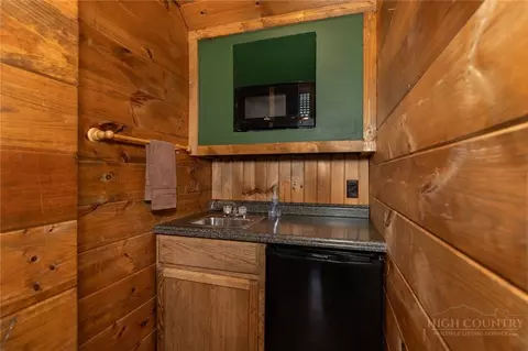 Other - 412 Laurel Cir, Deep Gap, NC 28618 photo 4 of 10