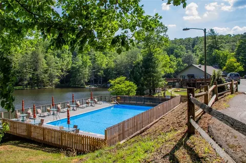 Exterior - 412 Laurel Cir, Deep Gap, NC 28618 photo 10 of 10