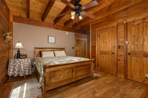 Bedroom - 412 Laurel Cir, Deep Gap, NC 28618 photo 5 of 9