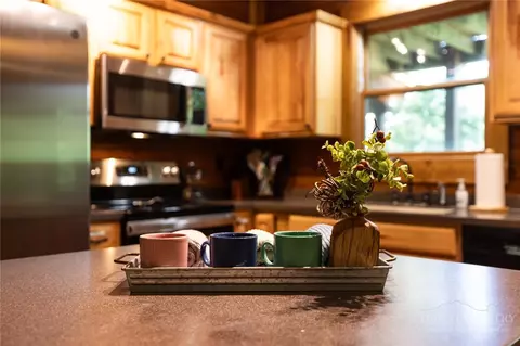 Kitchen - 412 Laurel Cir, Deep Gap, NC 28618 photo 2 of 4