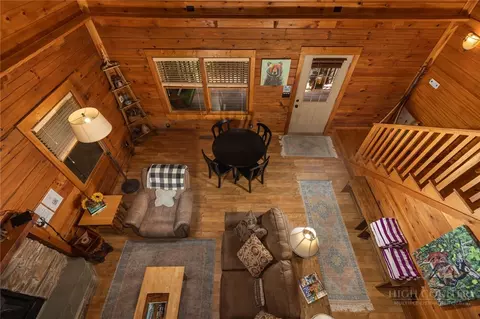 Living - 412 Laurel Cir, Deep Gap, NC 28618 photo 5 of 9