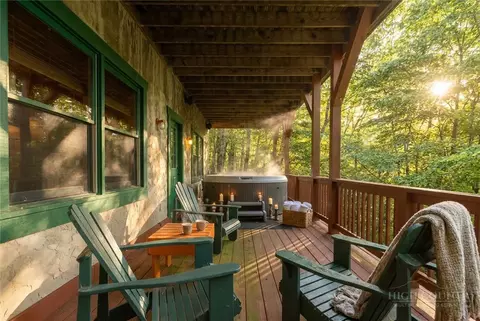 Exterior - 412 Laurel Cir, Deep Gap, NC 28618 photo 3 of 10