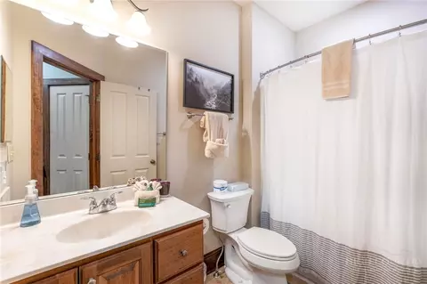 Bath - 164 Evening View Ln #CB2, Boone, NC 28607 photo 1 of 1