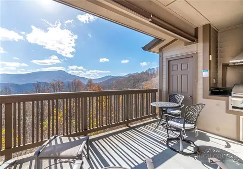 Exterior - 164 Evening View Ln #CB2, Boone, NC 28607 photo 2 of 14