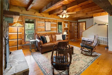 Living - 276 E Rivers Edge, Boone, NC 28607 photo 3 of 4