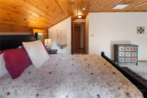 Bedroom - 276 E Rivers Edge, Boone, NC 28607 photo 7 of 9