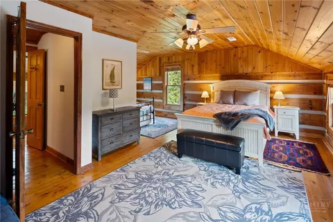 Bedroom - 276 E Rivers Edge, Boone, NC 28607 photo 4 of 9
