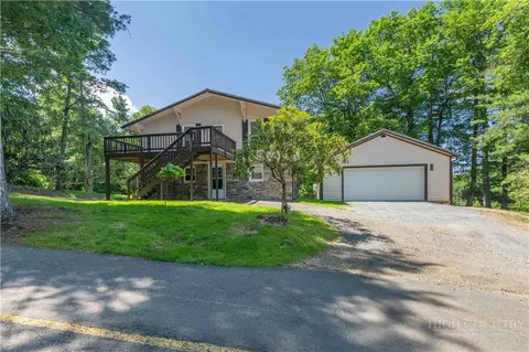 Exterior - 81 Pine Tree Dr, Roaring Gap, NC 28668 photo 2 of 9