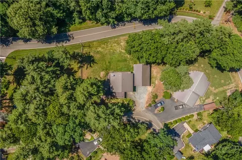 View/Area - 81 Pine Tree Dr, Roaring Gap, NC 28668 photo 1 of 4