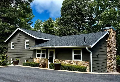 Exterior - 95 Pine Tree Dr, Roaring Gap, NC 28668 photo 5 of 9