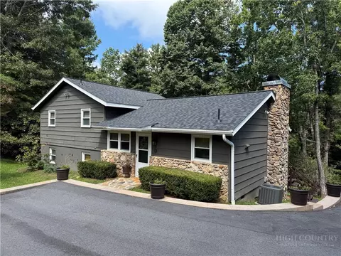 Exterior - 95 Pine Tree Dr, Roaring Gap, NC 28668 photo 2 of 9