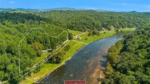 1446 Deacon Rd, Grassy Creek, NC 28631