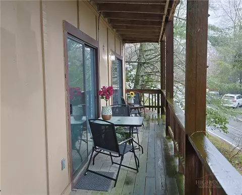 Exterior - 101 Mid Holiday Ln #E119, Beech Mountain, NC 28604 photo 3 of 3