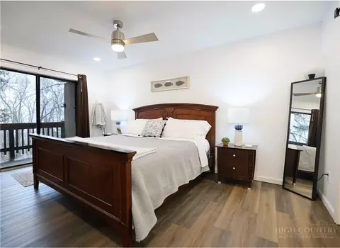 Bedroom - 101 Mid Holiday Ln #E119, Beech Mountain, NC 28604 photo 1 of 8