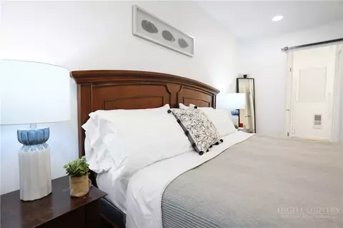 Bedroom - 101 Mid Holiday Ln #E119, Beech Mountain, NC 28604 photo 4 of 8