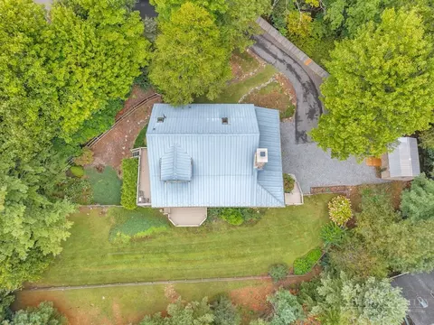 Exterior - 526 Welcome Way, Boone, NC 28607 photo 8 of 10