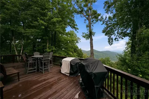 Exterior - 2235 Buck Mountain Rd, Purlear, NC 28665 photo 6 of 14