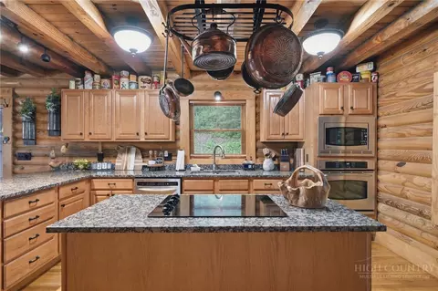 Kitchen - 2235 Buck Mountain Rd, Purlear, NC 28665 photo 4 of 4