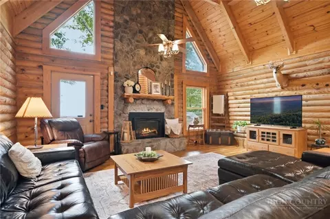 Living - 2235 Buck Mountain Rd, Purlear, NC 28665 photo 3 of 7