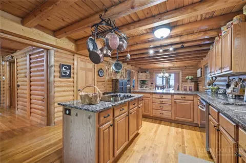 Kitchen - 2235 Buck Mountain Rd, Purlear, NC 28665 photo 3 of 4