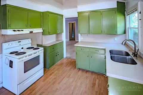 Kitchen - 192 206 Orchard St, Boone, NC 28607 photo 1 of 5