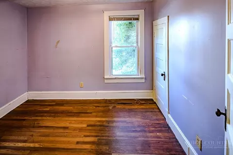 Bedroom - 192 206 Orchard St, Boone, NC 28607 photo 10 of 14
