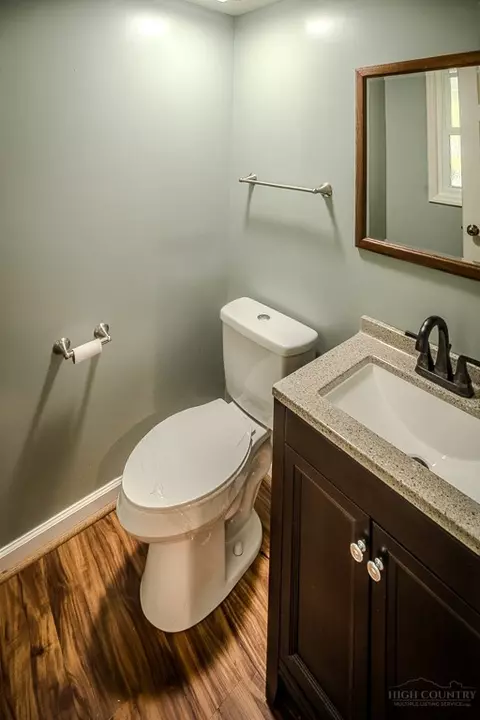 Bath - 54 Whispering Pine Loop, Newland, NC 28657 photo 3 of 4