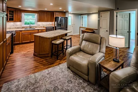 Kitchen - 54 Whispering Pine Loop, Newland, NC 28657 photo 2 of 5
