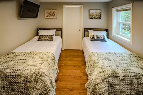 Bedroom - 54 Whispering Pine Loop, Newland, NC 28657 photo 9 of 10