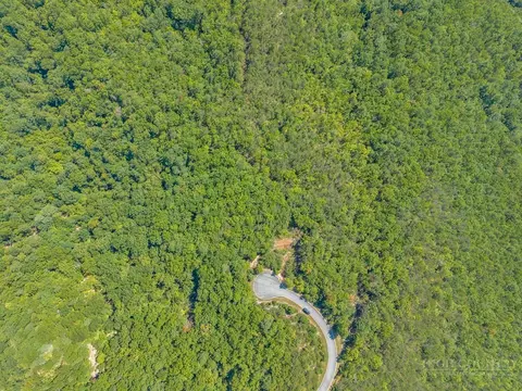 1319 Round Leaf Ln, Ferguson, NC 28624 photo 9