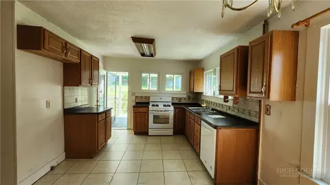 Kitchen - 844 Connahetta St, Murphy, NC 28906 photo 1 of 2