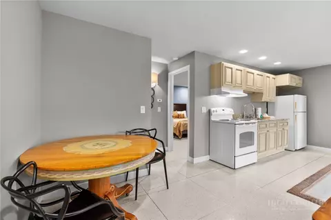 Dining - 118 Piney Branch Ct, Boone, NC 28607 photo 2 of 2