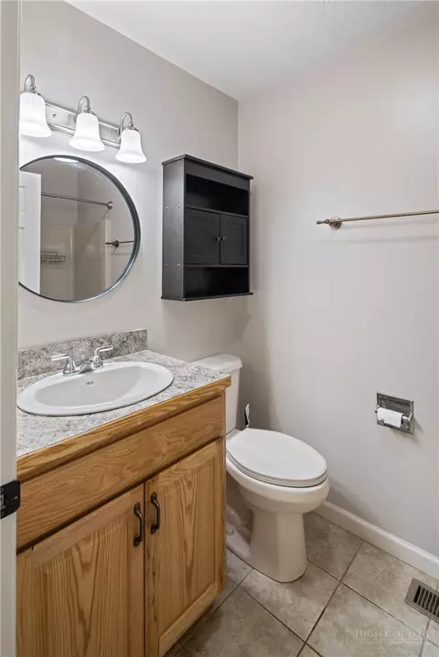 Bath - 286 Sunset Dr, Boone, NC 28607 photo 2 of 4
