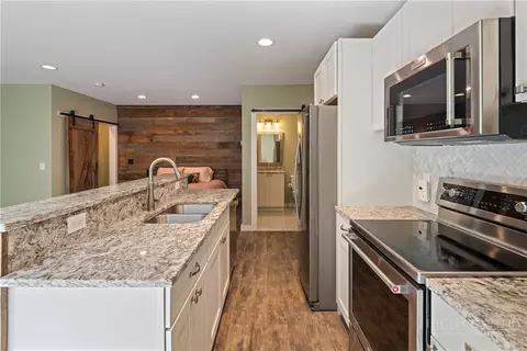 Kitchen - 286 Sunset Dr, Boone, NC 28607 photo 5 of 7