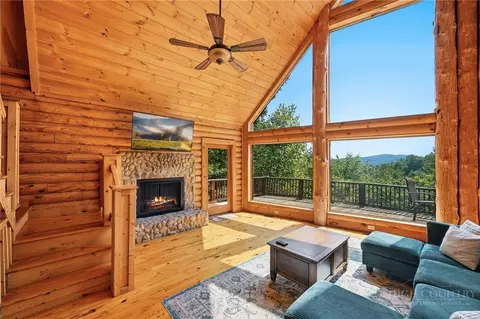 568 Deer Run Rd, Purlear, NC 28665 photo 4