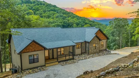 182 Skyland Trl, Fleetwood, NC 28626