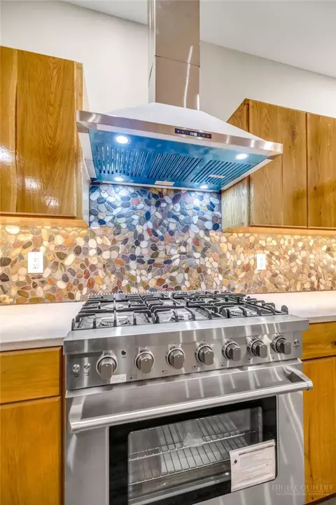 Kitchen - 182 Skyland Trl, Fleetwood, NC 28626 photo 5 of 6