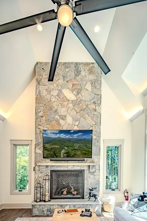 Living - 1190 Grandview Drive Ext, Boone, NC 28607 photo 3 of 10