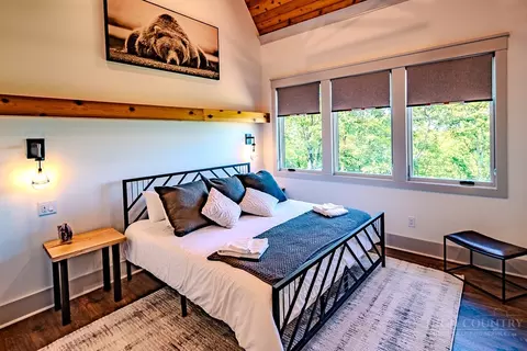 Bedroom - 1190 Grandview Drive Ext, Boone, NC 28607 photo 5 of 6