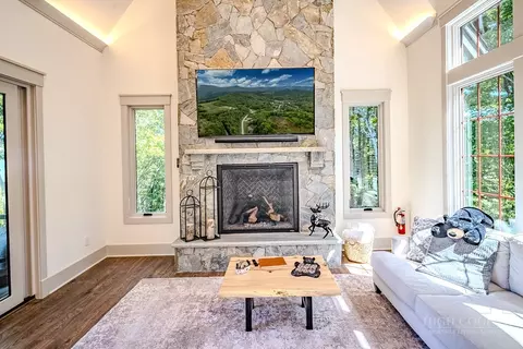 Living - 1190 Grandview Drive Ext, Boone, NC 28607 photo 4 of 10
