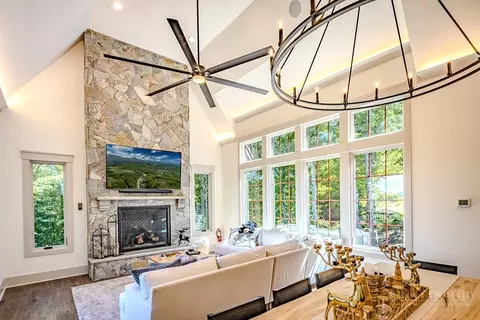 Living - 1190 Grandview Drive Ext, Boone, NC 28607 photo 2 of 10