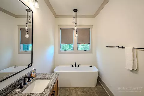 Bath - 1190 Grandview Drive Ext, Boone, NC 28607 photo 6 of 8