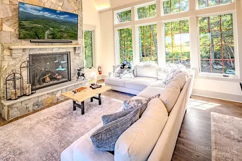 Living - 1190 Grandview Drive Ext, Boone, NC 28607 photo 5 of 10