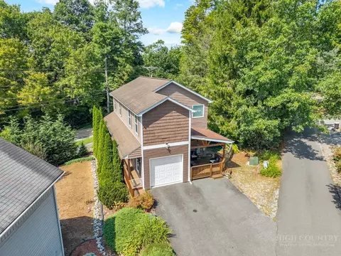 49 Elderberry Rd, Newland, NC 28657