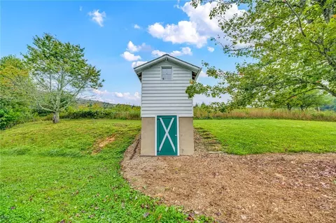 Exterior - 3115 Roaring Frk, Creston, NC 28615 photo 4 of 11