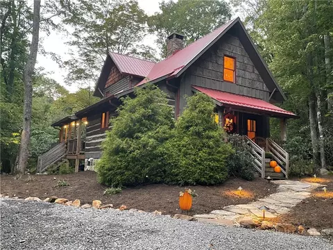 158 Boulder Creek Dr, Todd, NC 28684